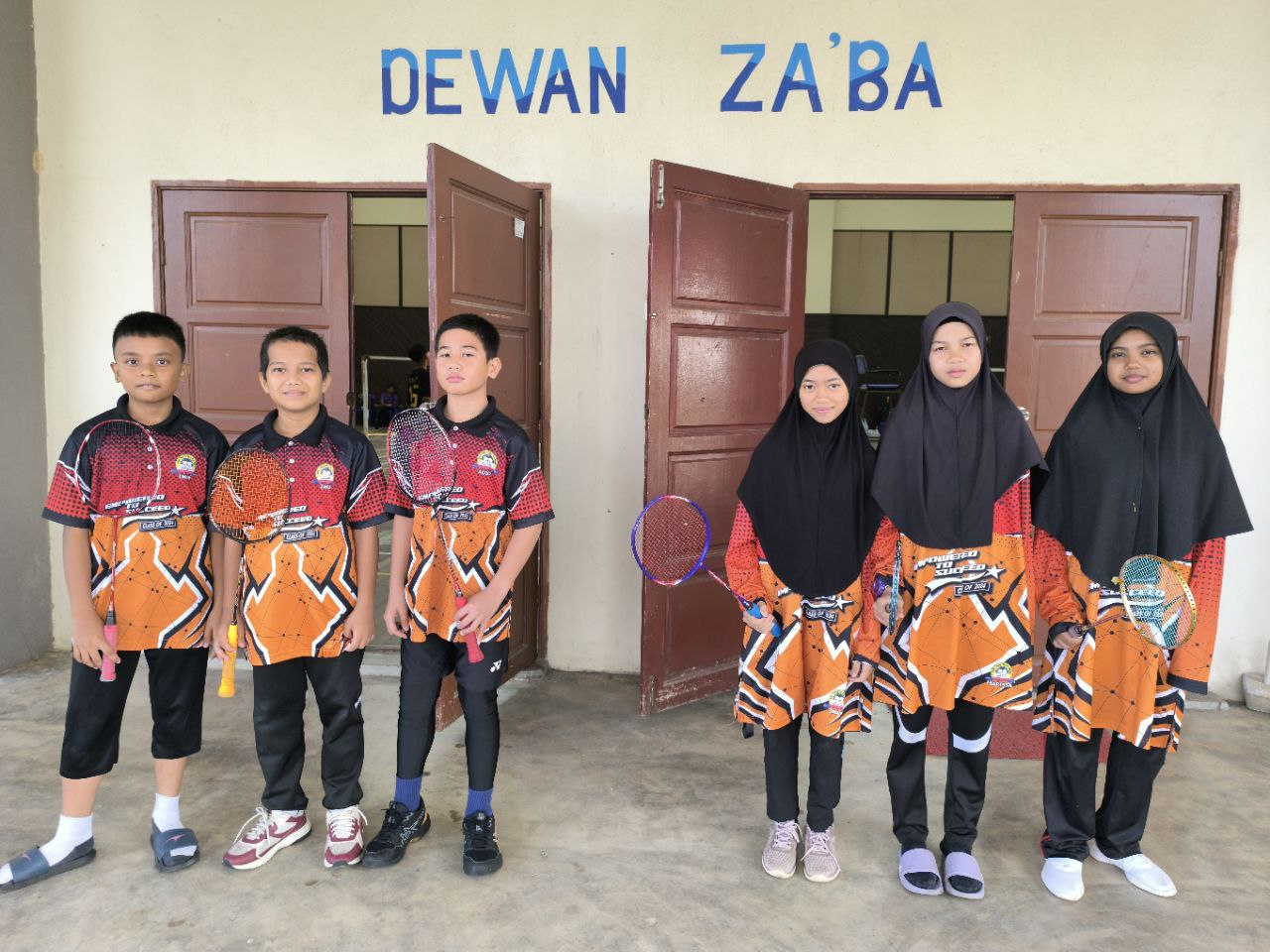 Aktiviti Badminton